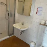 Landgasthof Und Landpension Hohenkirchen Guest house Hohenkirchen (Gotha)