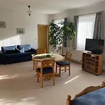 Guest house Landgasthof Und Landpension Hohenkirchen