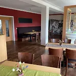 Guest house Landgasthof Und Landpension Hohenkirchen