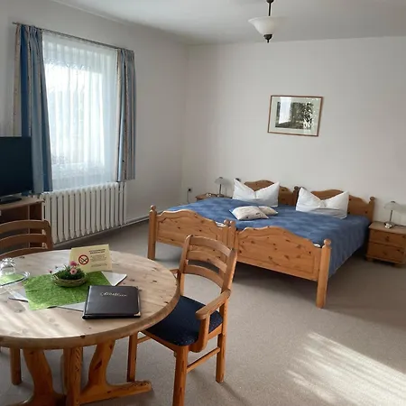 Gæstehus Landgasthof Und Landpension Hohenkirchen 3*