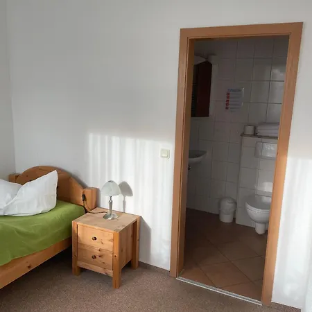 Landgasthof Und Landpension Hohenkirchen Gæstehus Hohenkirchen (Gotha)