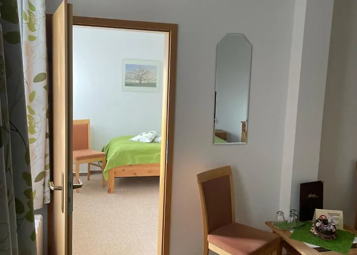 Гостевой дом Landgasthof Und Landpension Hohenkirchen 3*